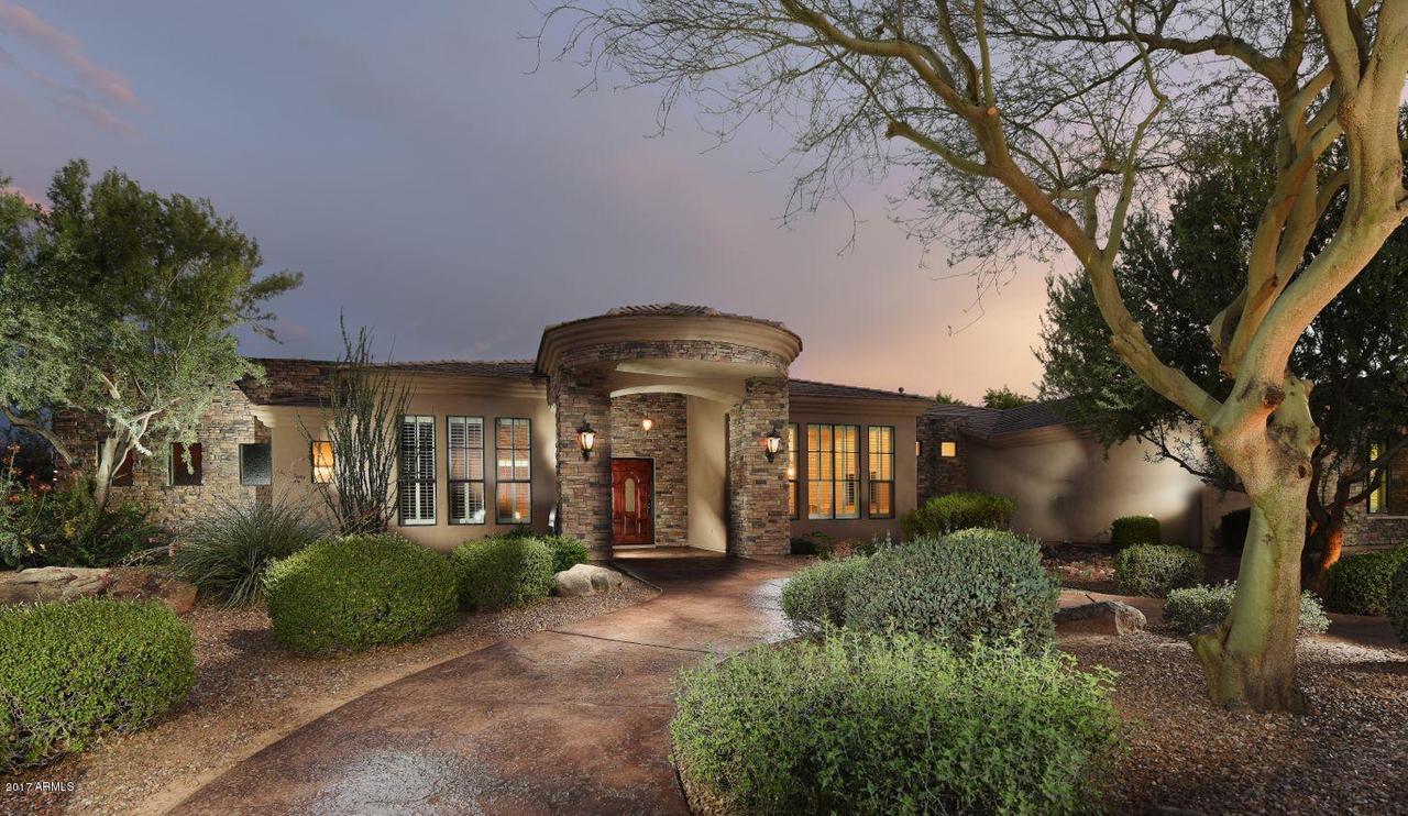 2045 E Avenida Del Valle Ct., Gilbert, AZ 85298