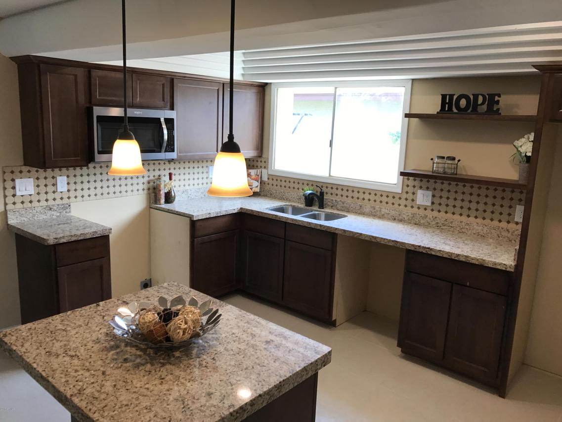 4039 N 78th Ave., Phoenix, AZ 85033