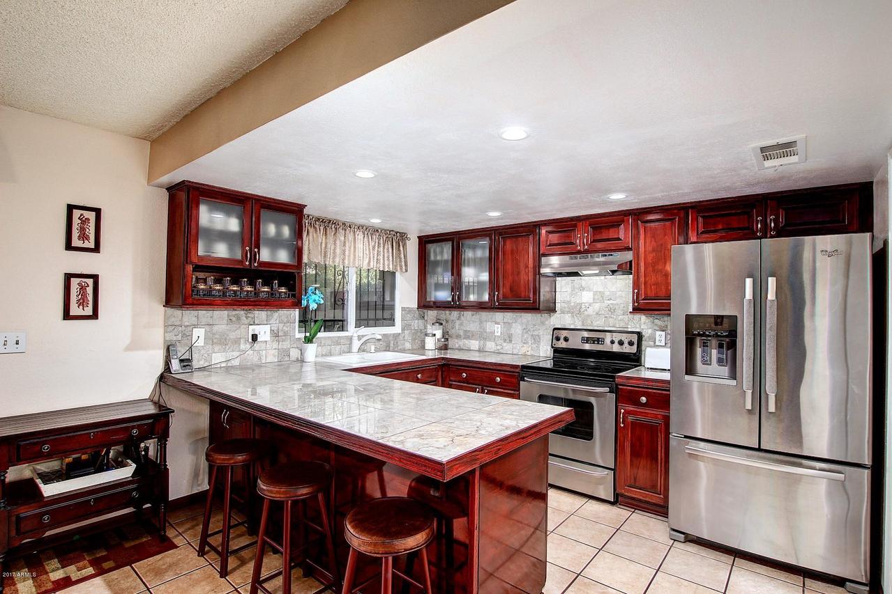 2804 E Clarendon Ave., Phoenix, AZ 85016