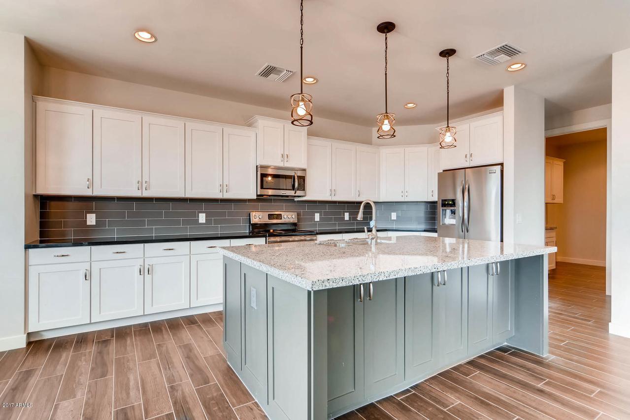 5236 E Lonesome Dove Tr., San Tan Valley, AZ 85140