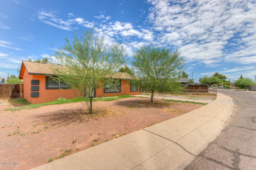3702 W Diana Ave., Phoenix, AZ 85051