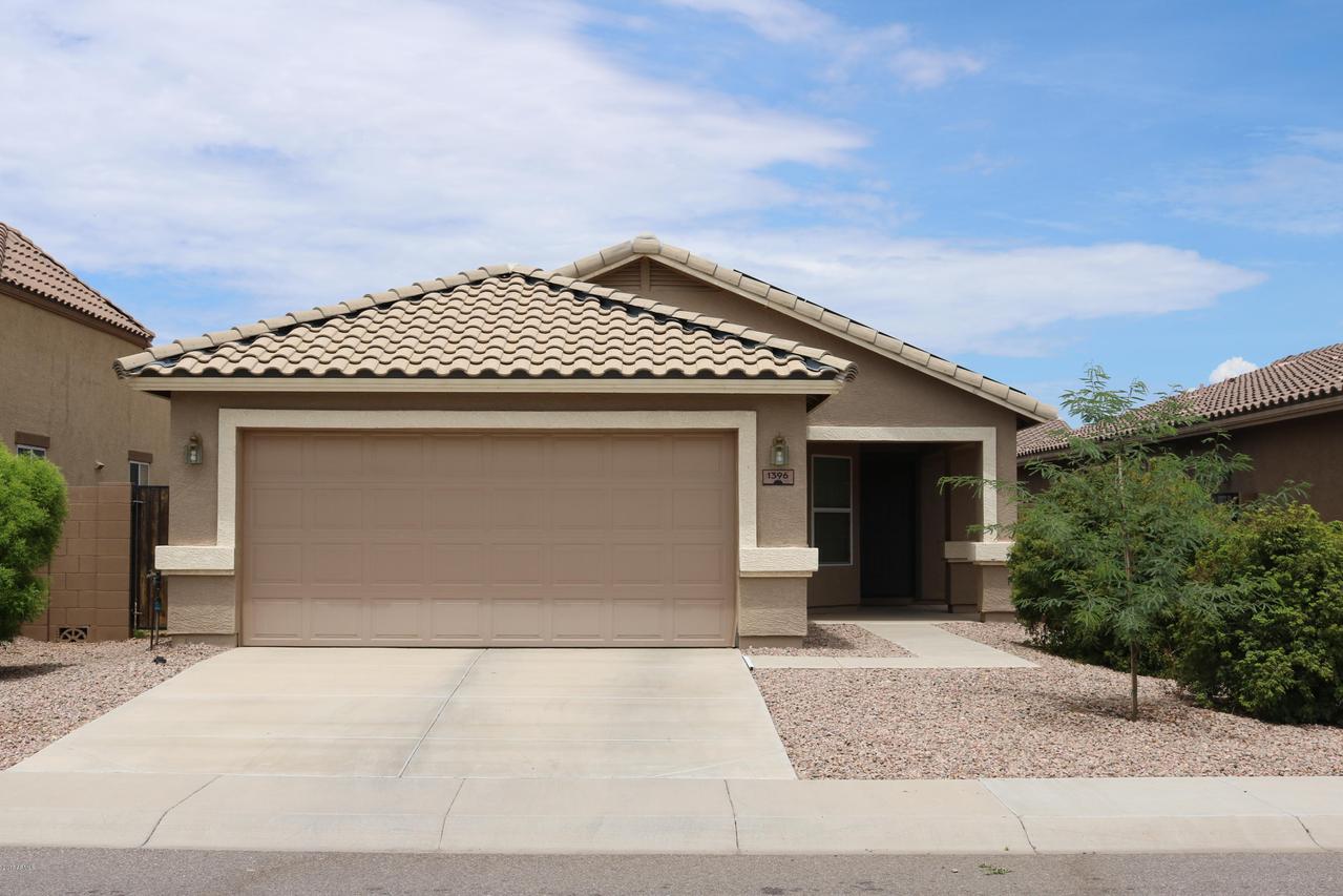 1396 E Lakeview Dr., San Tan Valley, AZ 85143