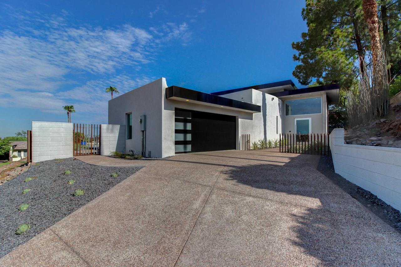 2002 E Vista Ave., Phoenix, AZ 85020