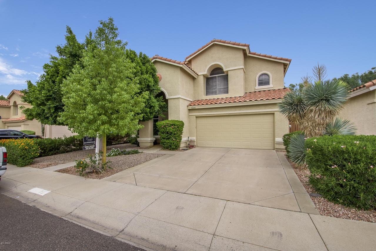 1214 E Saint John Rd., Phoenix, AZ 85022