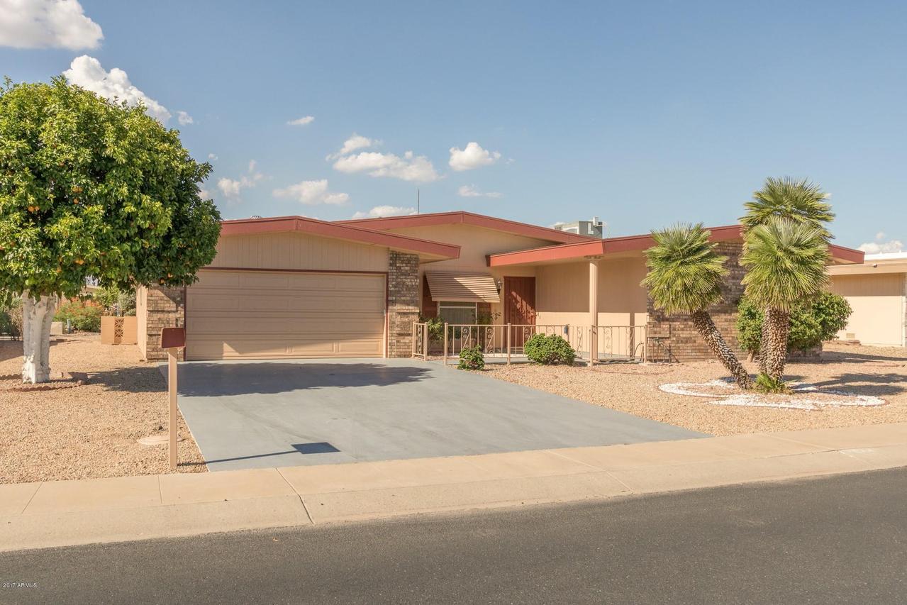 10914 W Welk Dr., Sun City, AZ 85373