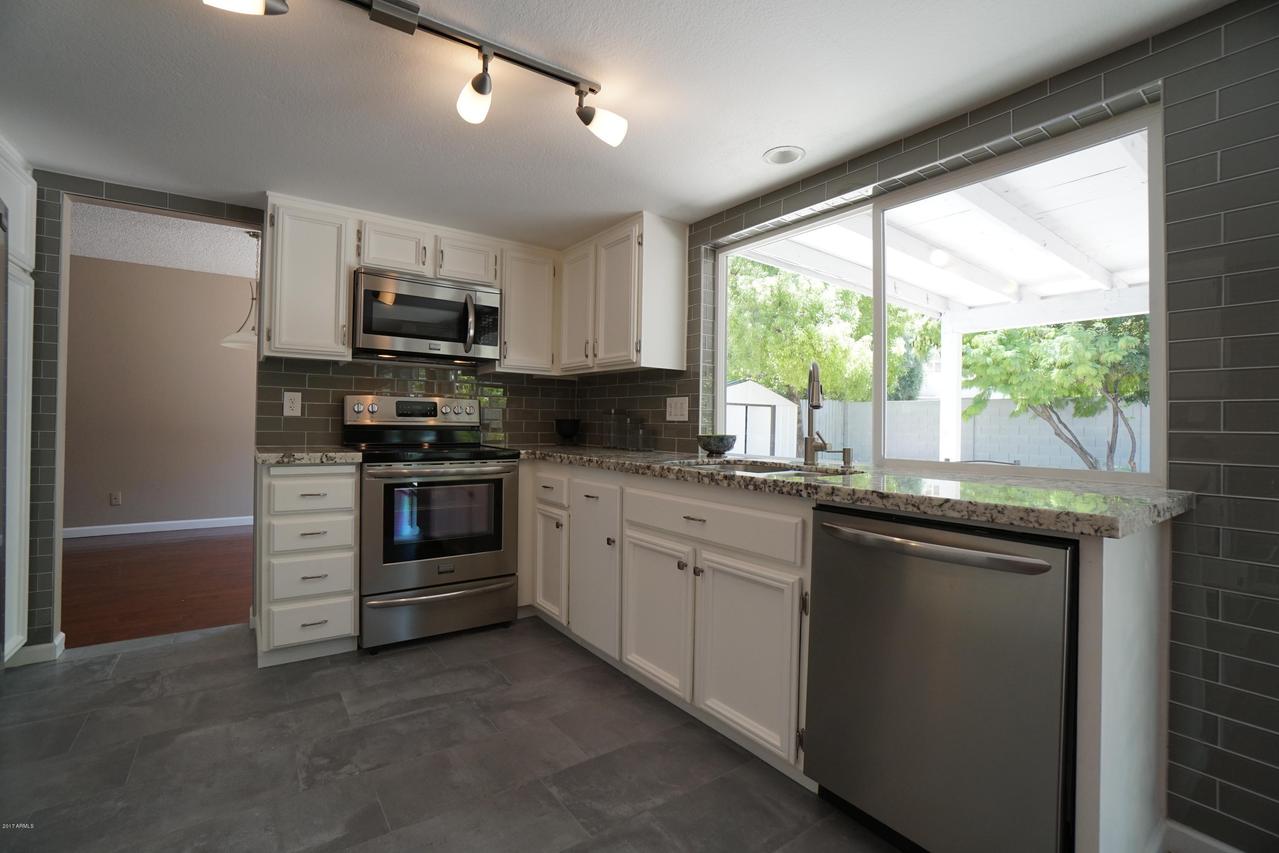 1851 S Ash St., Mesa, AZ 85202