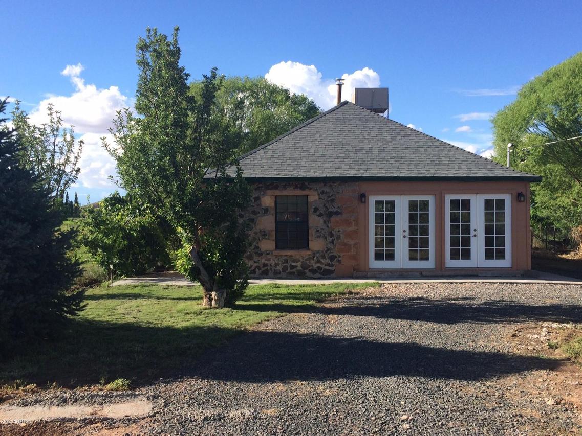 7790 Dove Ave., Woodruff, AZ 85942