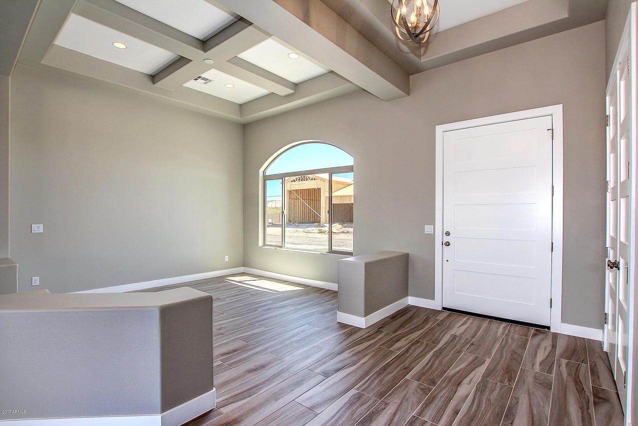 3009 W Irvine Rd., Phoenix, AZ 85086