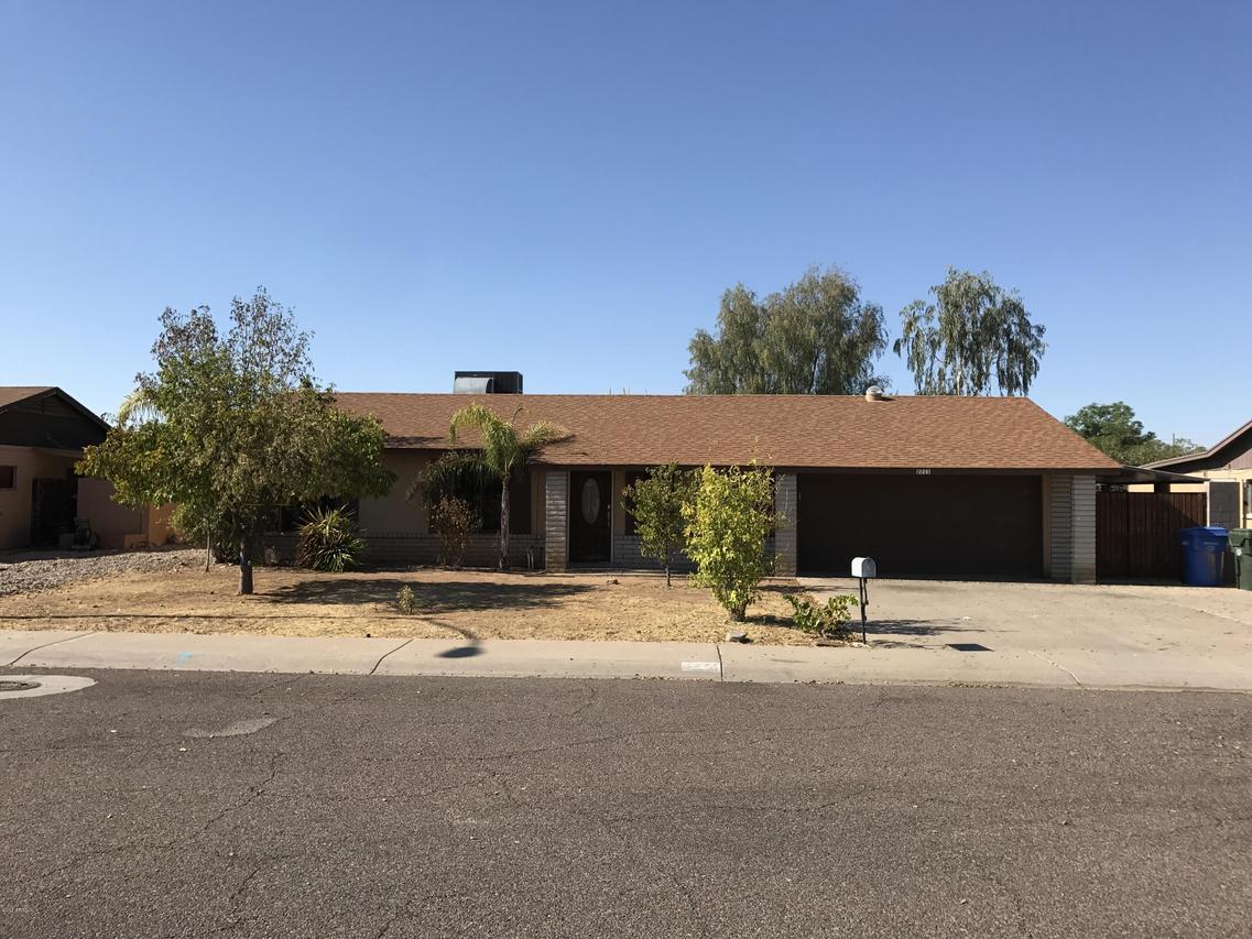 2211 W Morrow Dr., Phoenix, AZ 85027