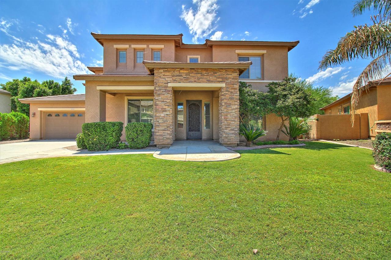 18323 W Woodrow Ln., Surprise, AZ 85388