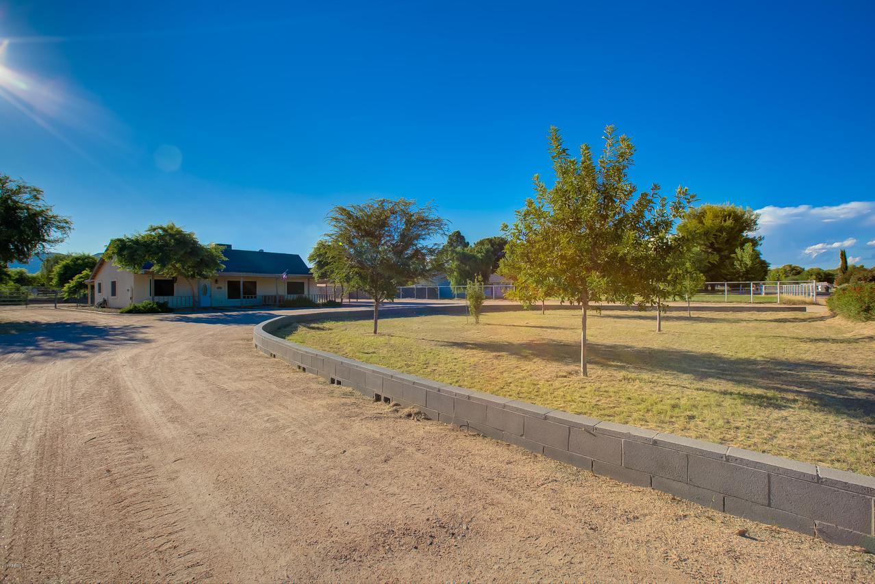 7330 N 185th Ave., Waddell, AZ 85355