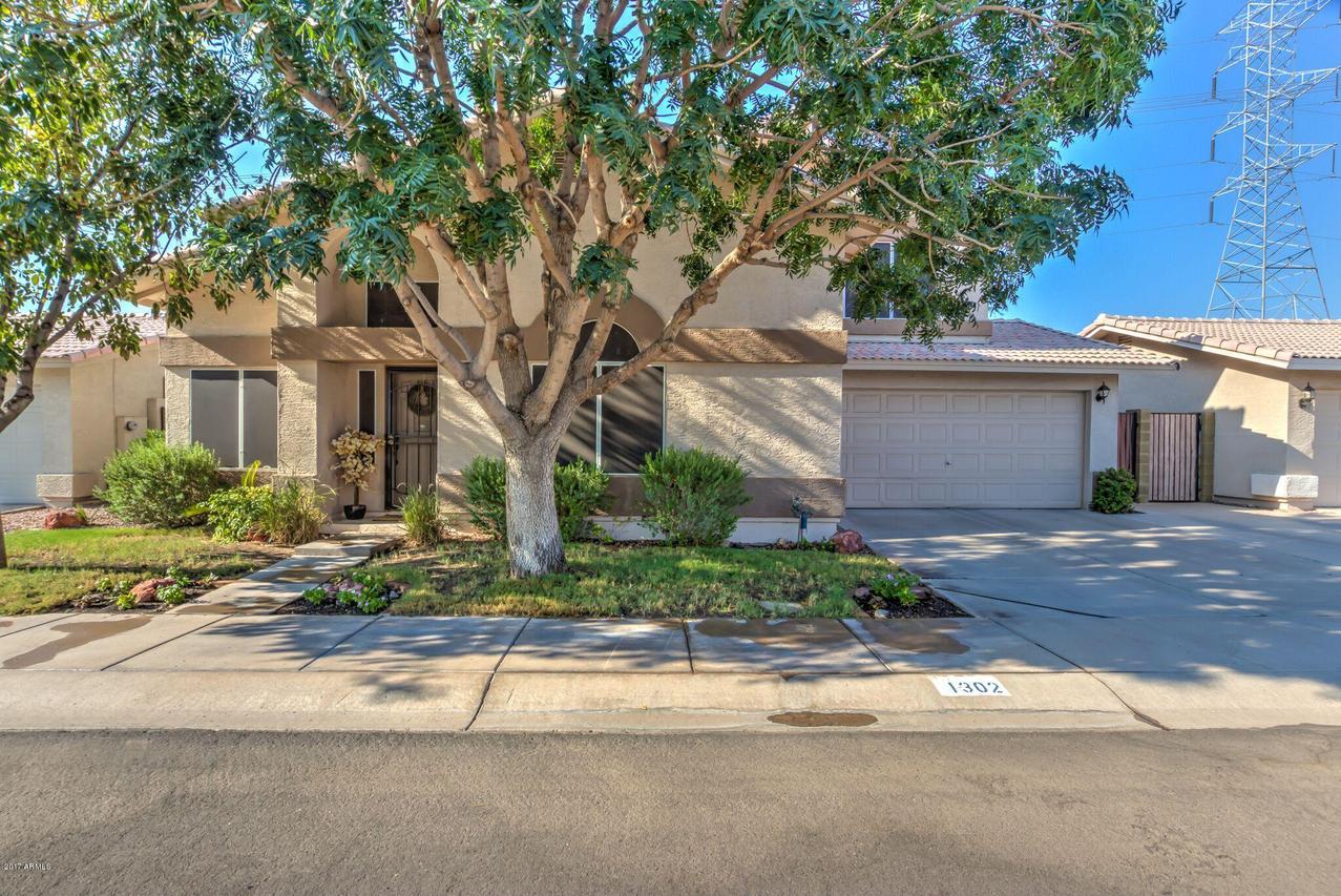 1302 E Hearne Way, Gilbert, AZ 85234