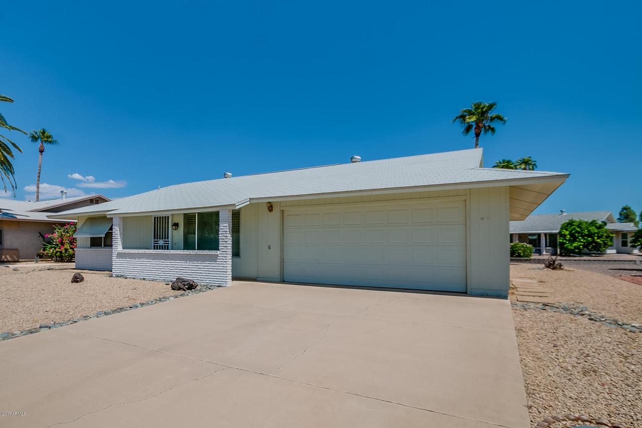 20001 N Lake Forest Dr., Sun City, AZ 85373