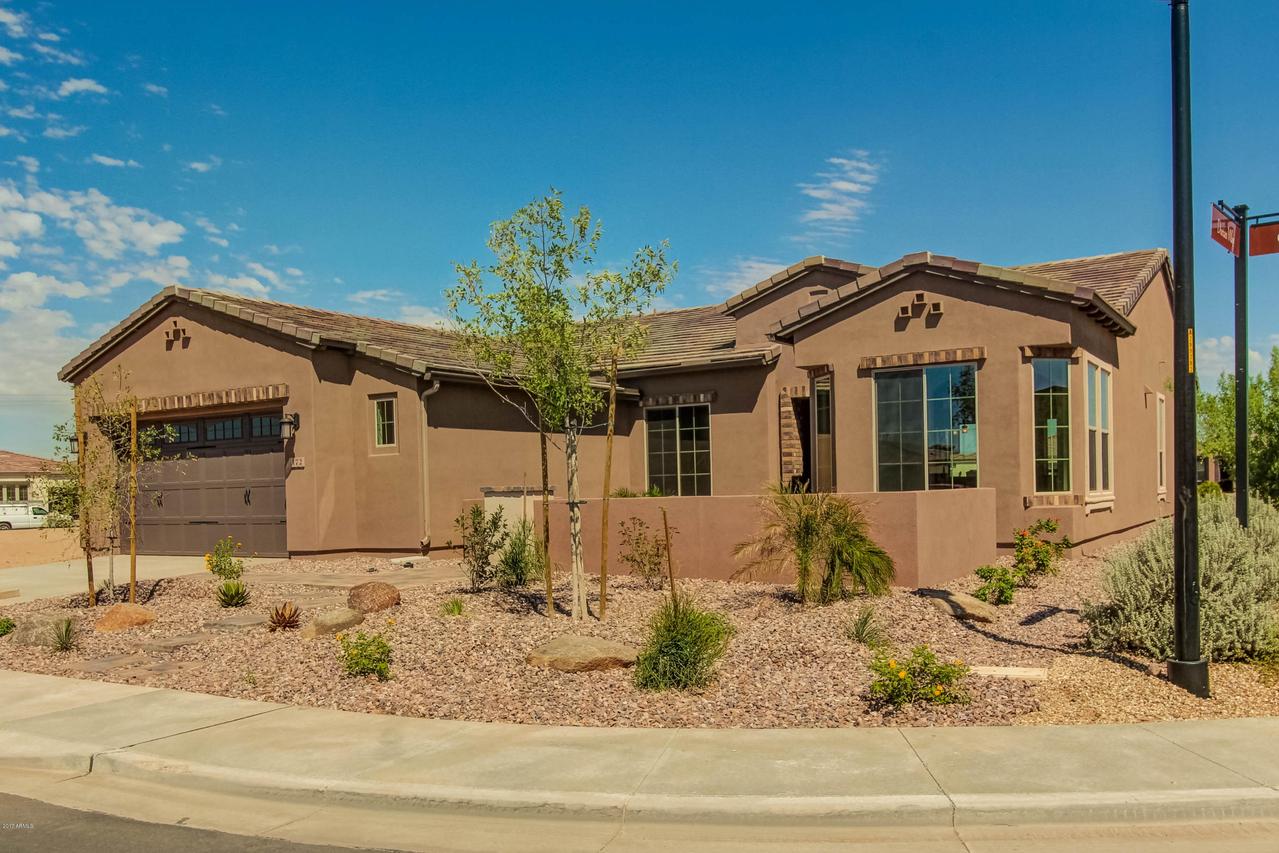 172 E Citron Ct., San Tan Valley, AZ 85140