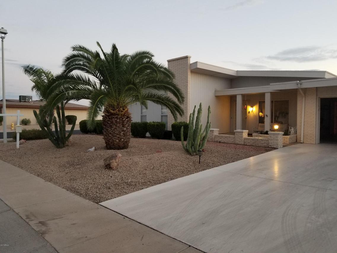 11125 W Palmeras Dr., Sun City, AZ 85373
