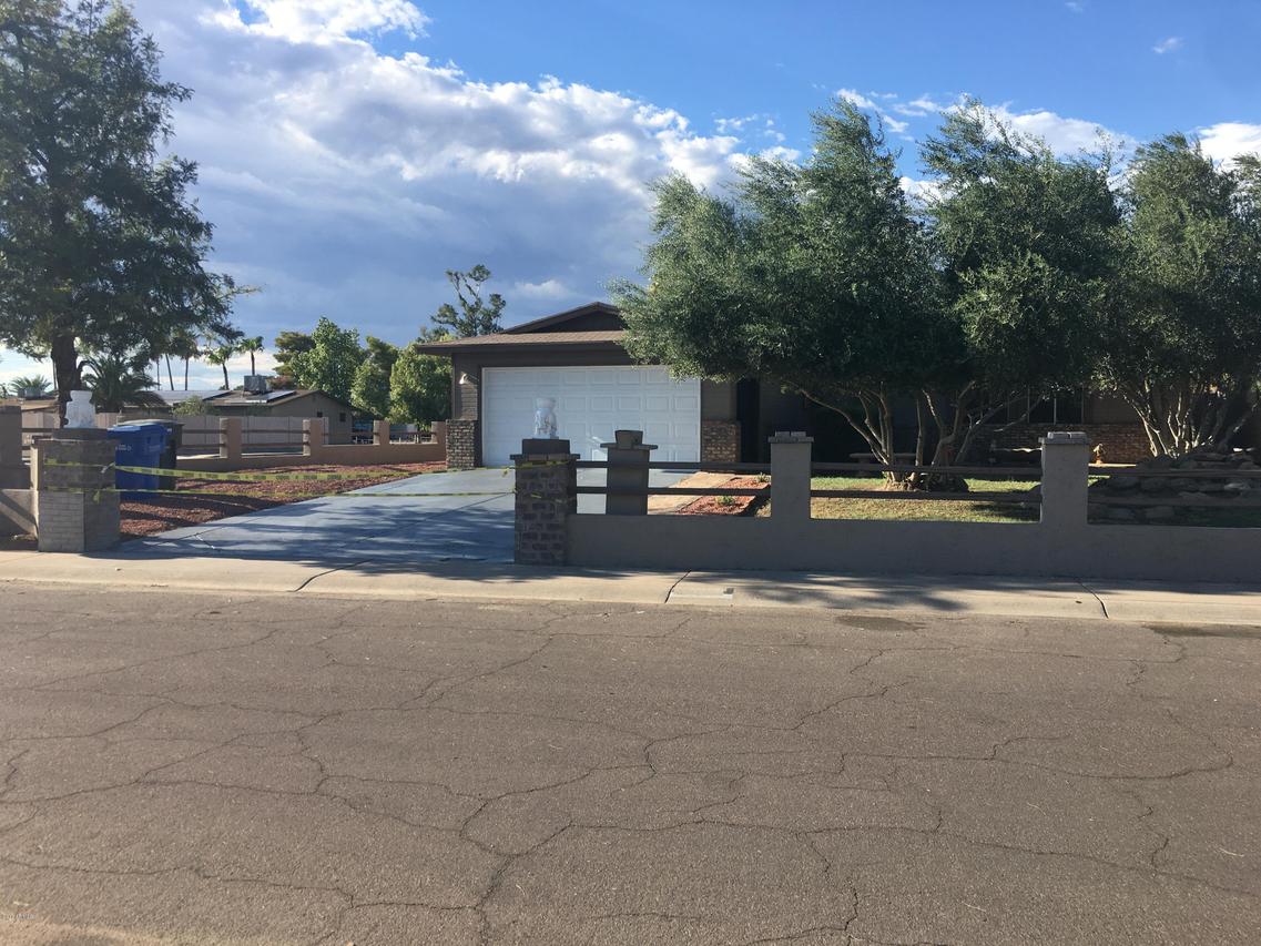 1030 W Danbury Rd., Phoenix, AZ 85023