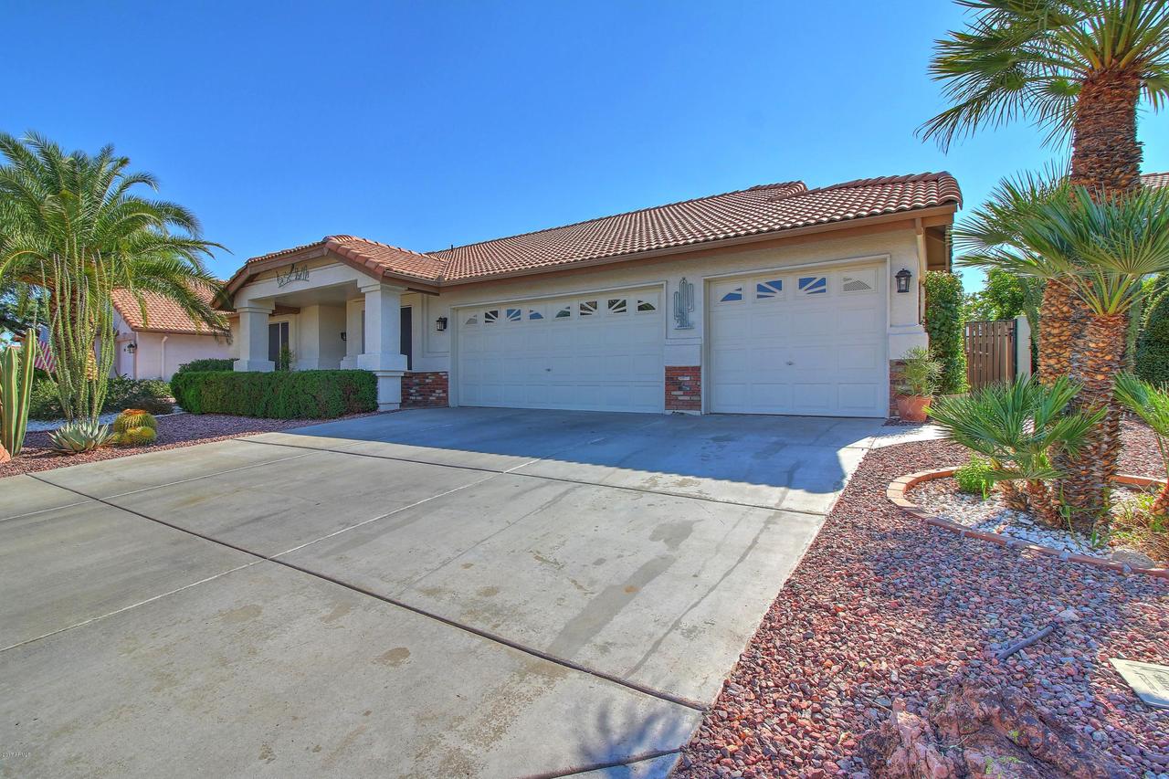 20647 N 110th Ave., Sun City, AZ 85373