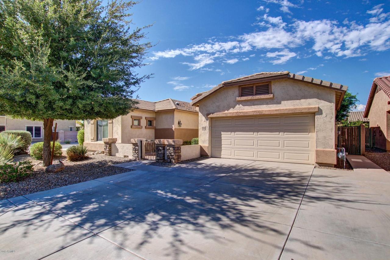 19902 E Carriage Way, Queen Creek, AZ 85142