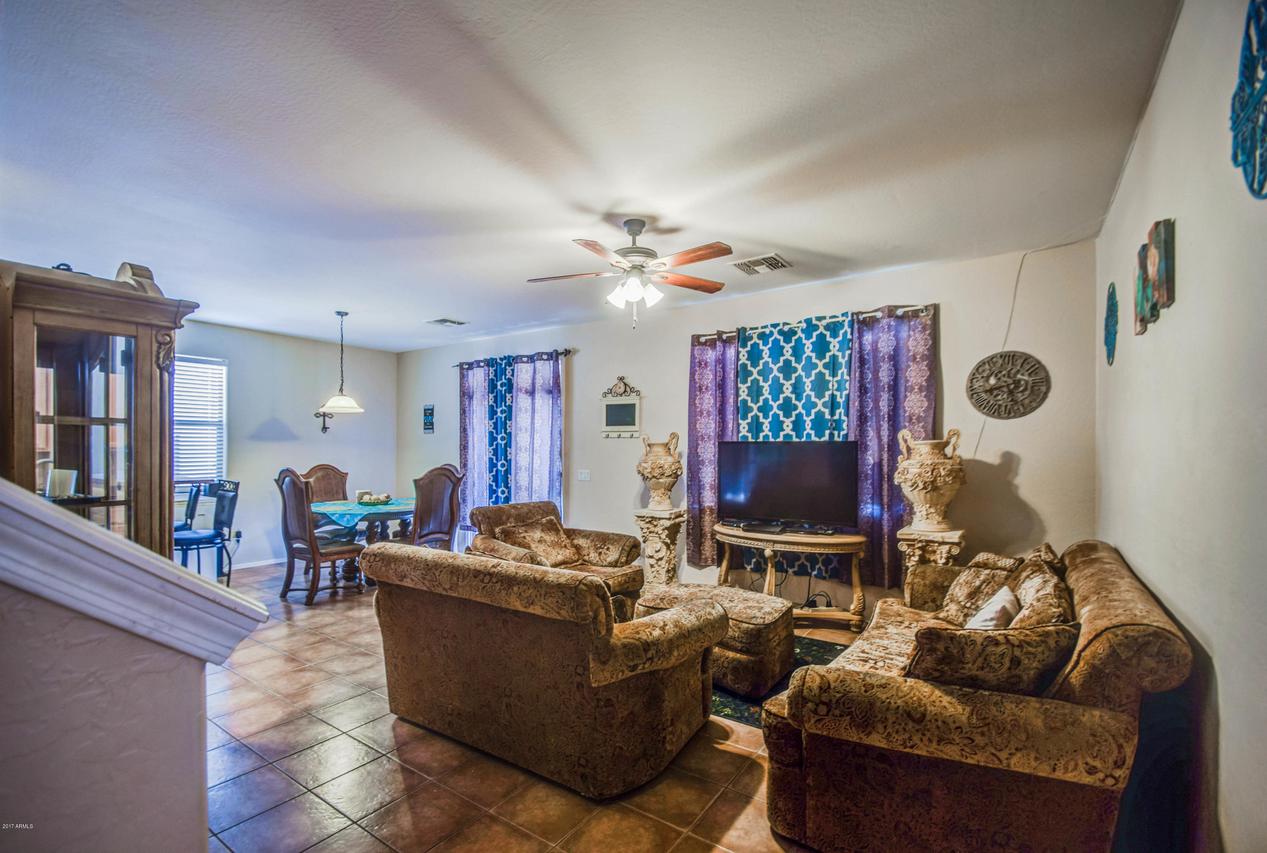 1147 E Coyote Creek Way, San Tan Valley, AZ 85143
