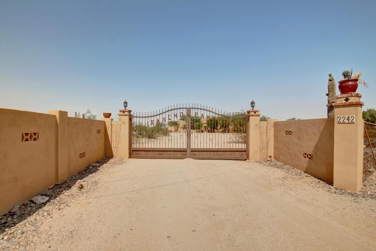 2242 W Olney Ave., Phoenix, AZ 85041