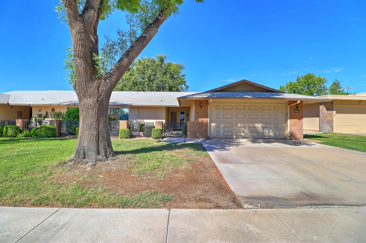 18422 N 104th Ave., Sun City, AZ 85373