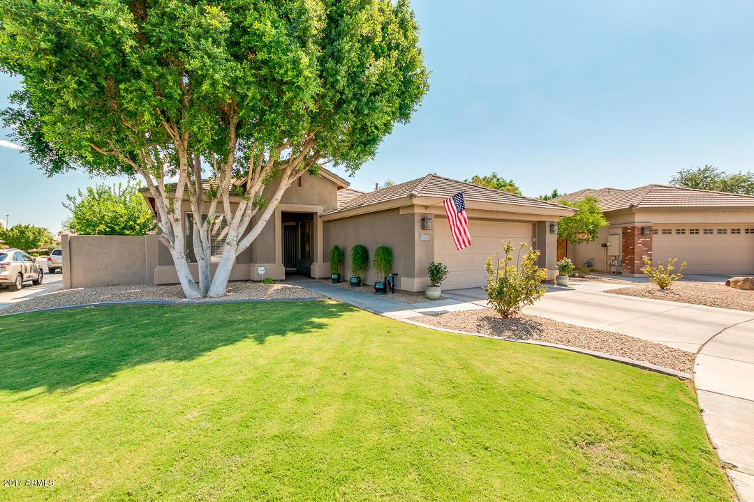 7717 S La Rosa Dr., Tempe, AZ 85284