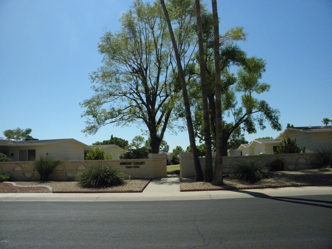 17218 N 105th Ave., Sun City, AZ 85373