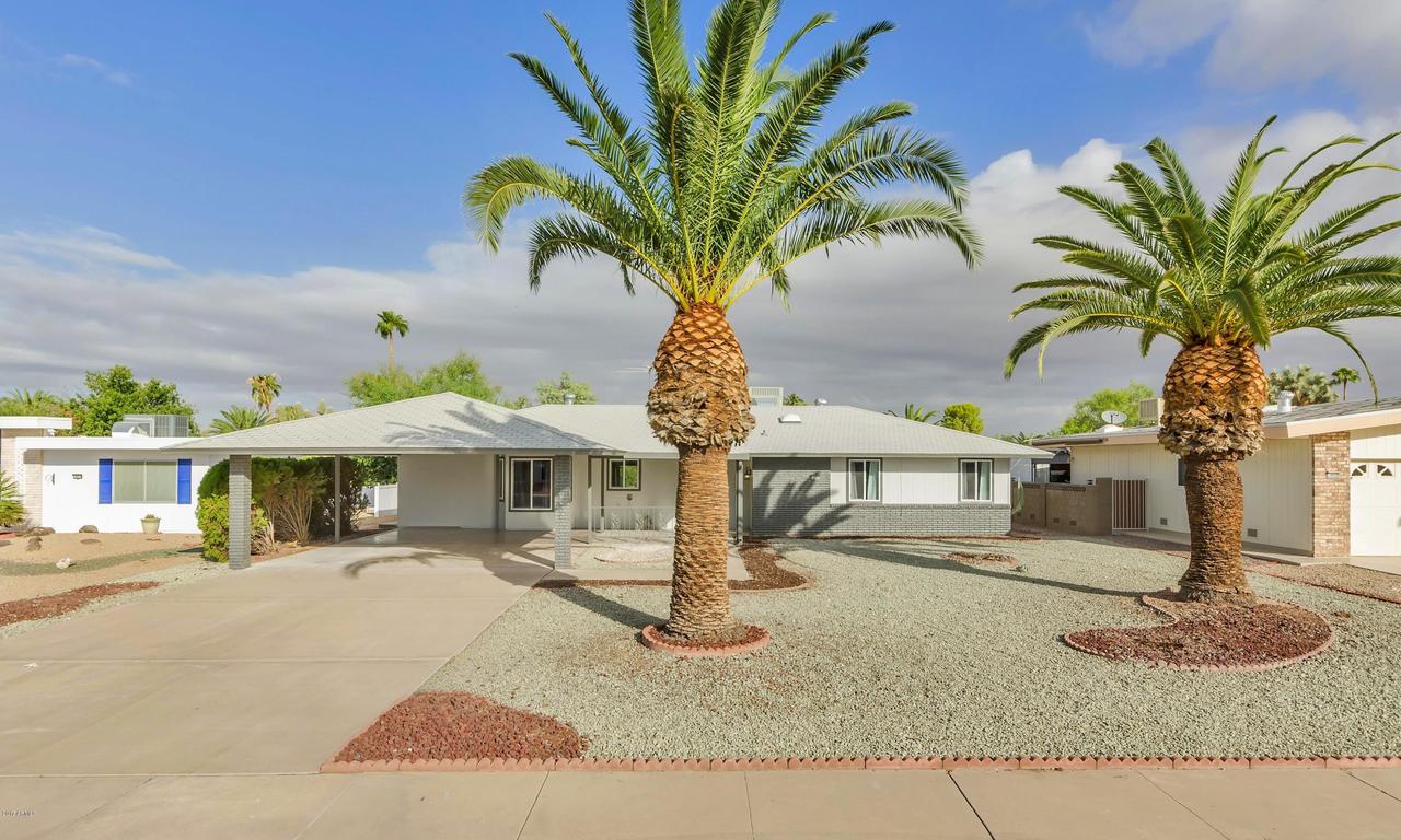 10906 W Boswell Blvd., Sun City, AZ 85373