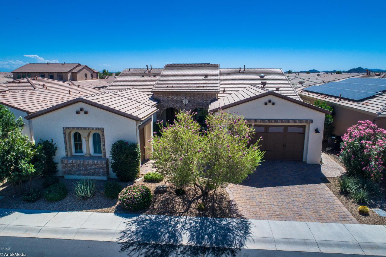 1589 E Amaranth Tr., San Tan Valley, AZ 85140