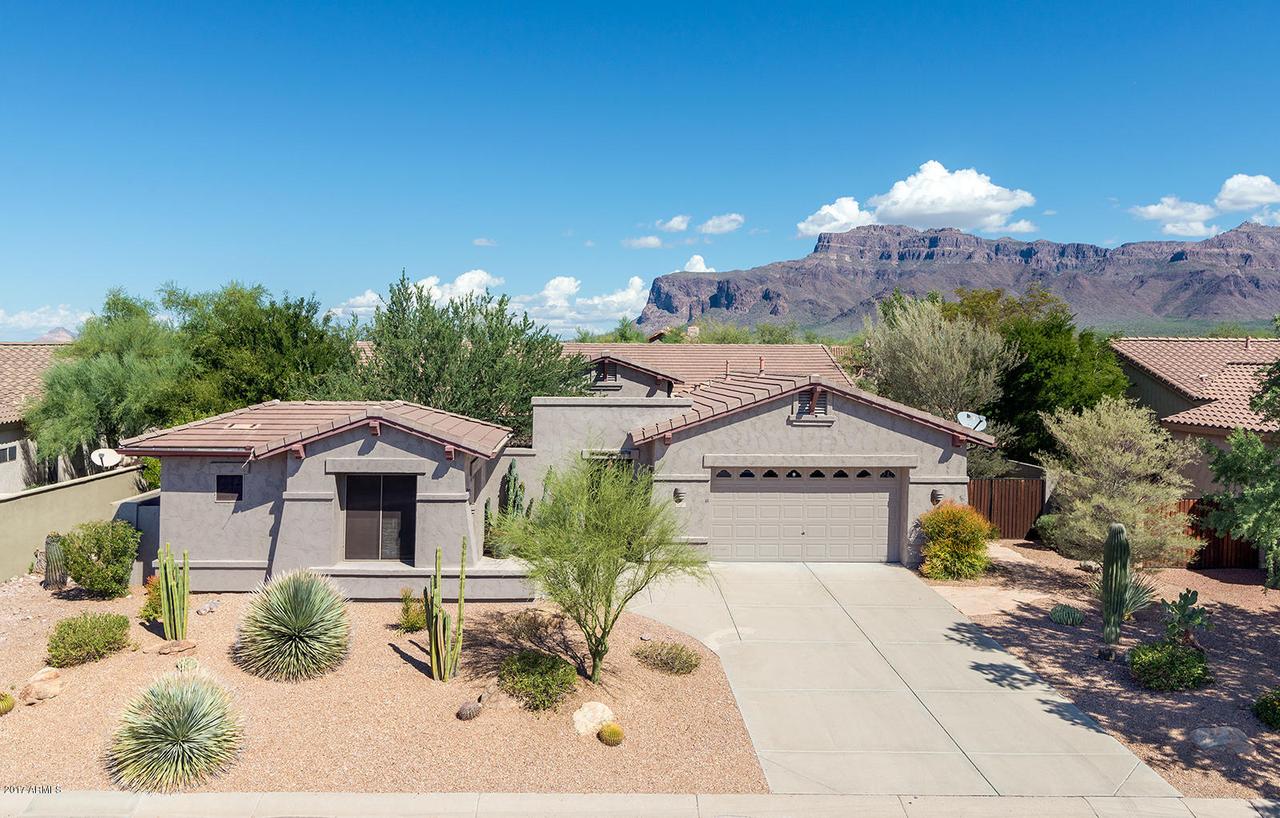 4022 S Alamandas Way, Gold Canyon, AZ 85118