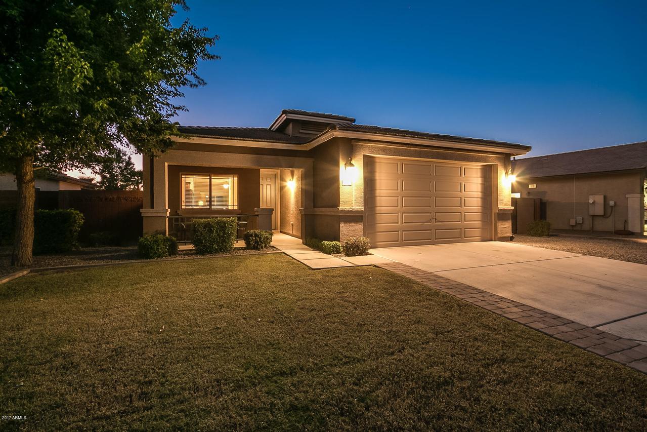 966 W Empress Tree Ave., San Tan Valley, AZ 85140