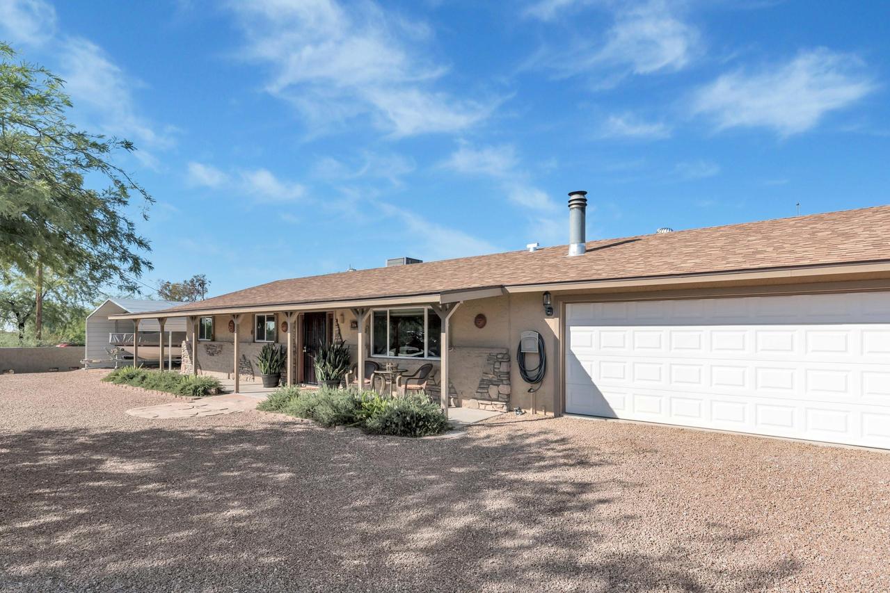 62 S Mountain View Rd., Apache Junction, AZ 85119