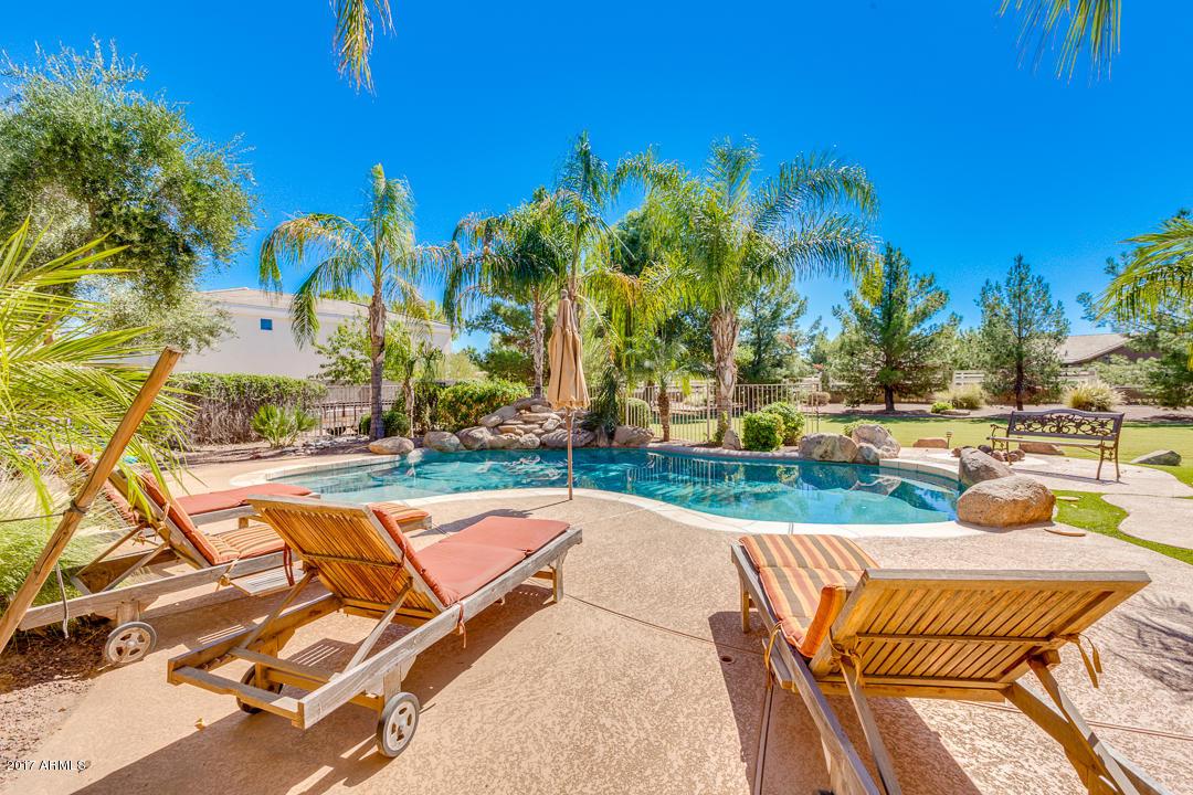 19645 E Via Del Rancho St., Queen Creek, AZ 85142