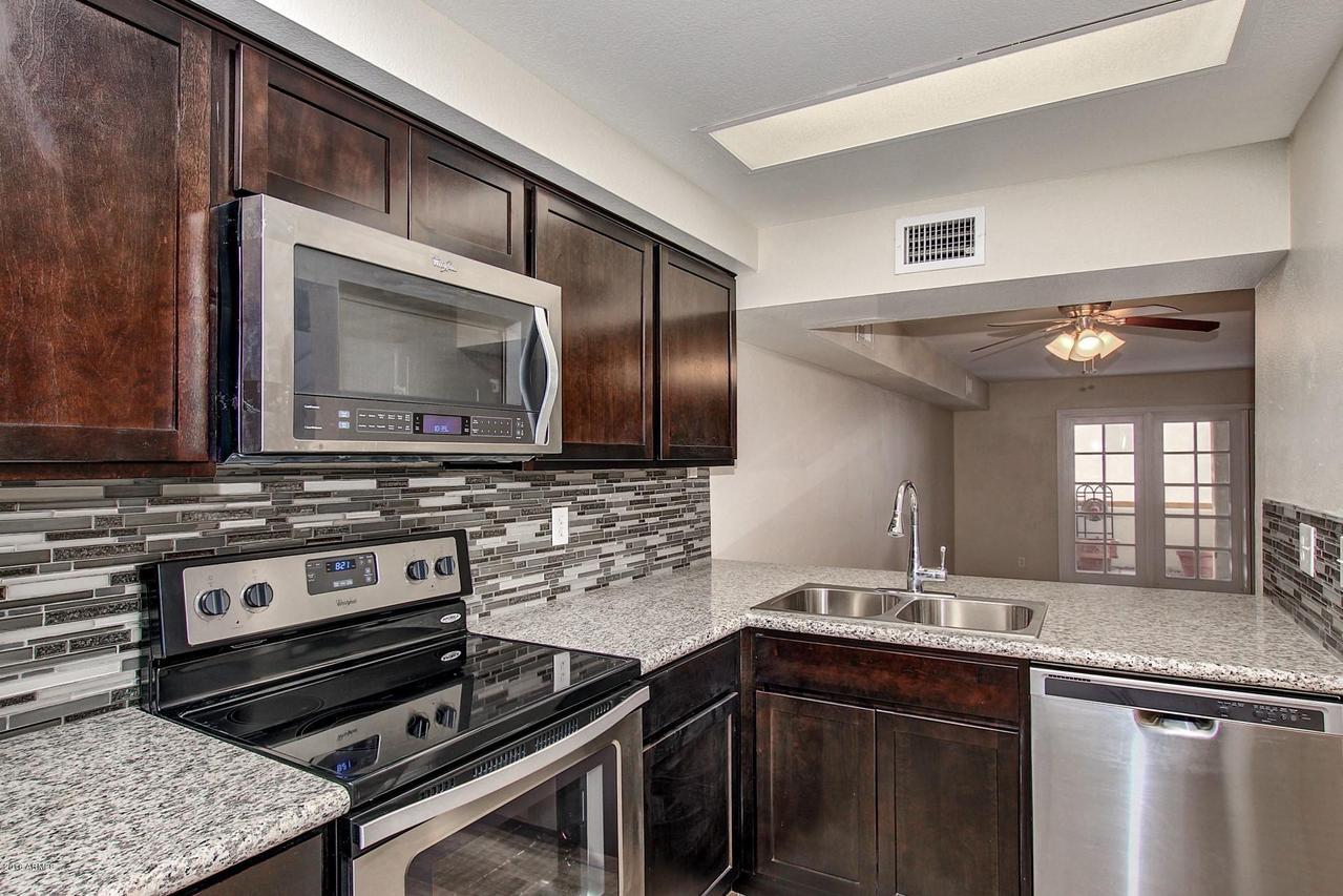 2201 W Union Hills Dr. #109, Phoenix, AZ 85027