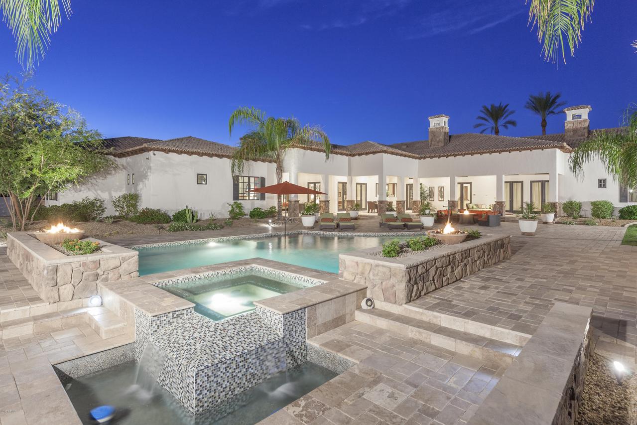 10115 E Paradise Dr., Scottsdale, AZ 85260