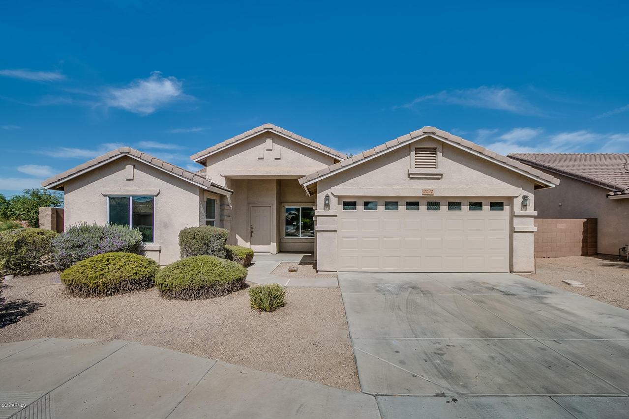 2020 W Hasan Dr., Phoenix, AZ 85041