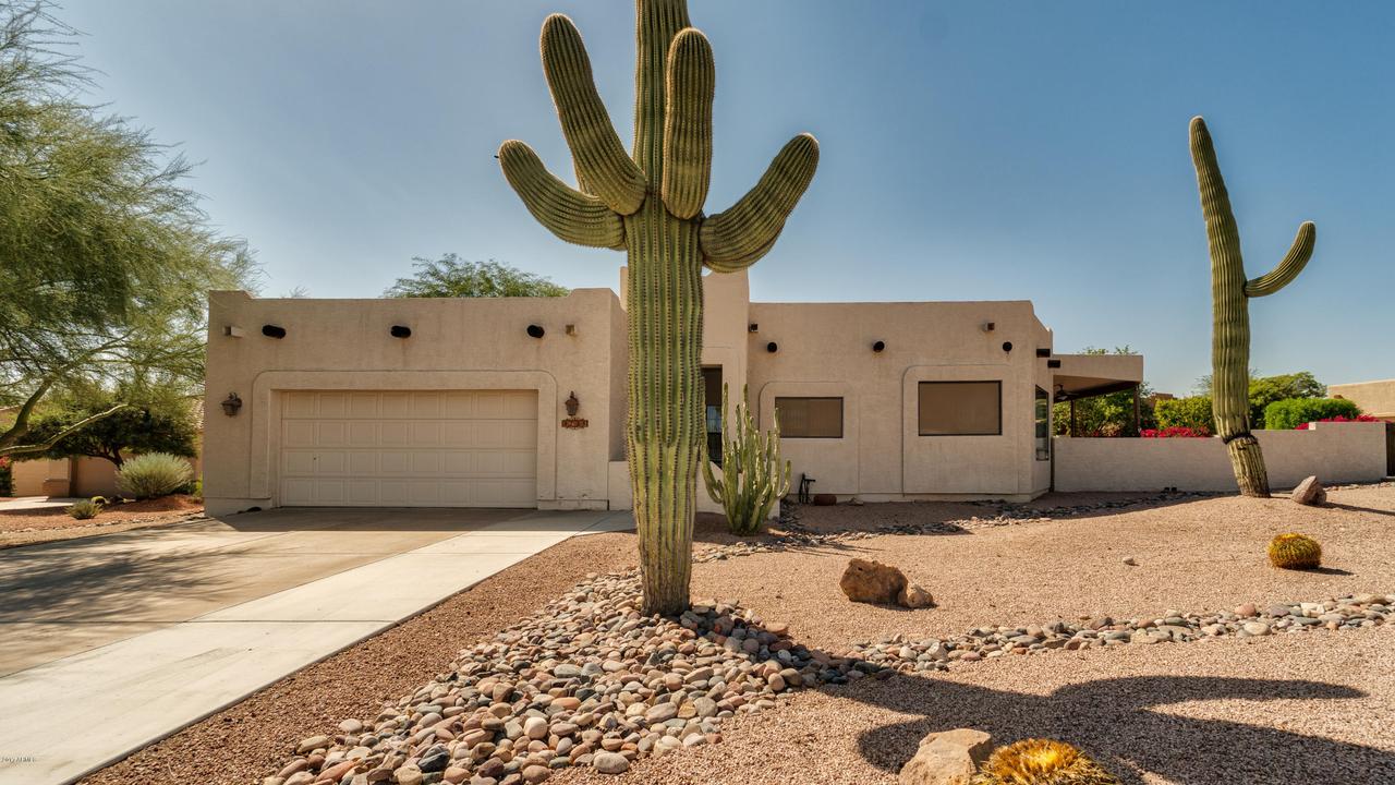 6738 S Hohokam Way, Gold Canyon, AZ 85118