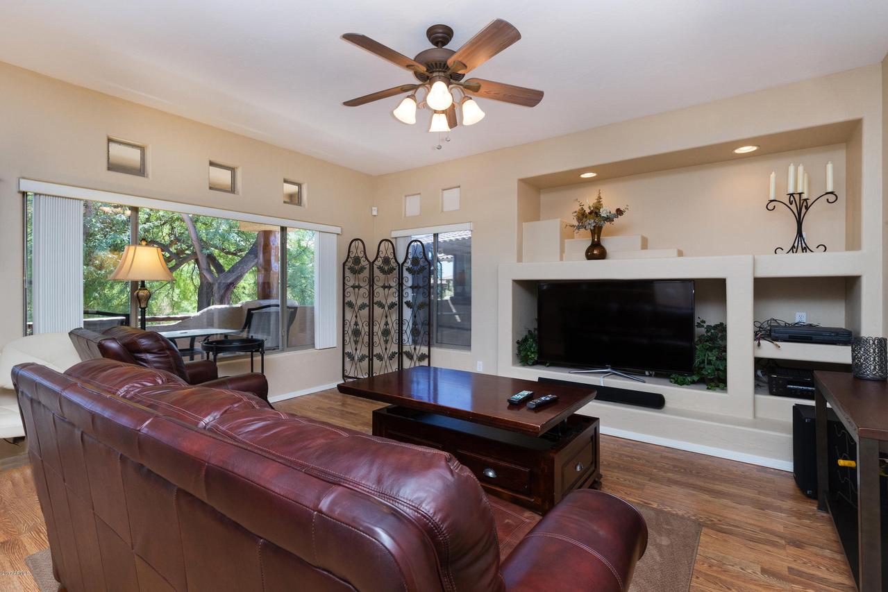 9100 E Raintree Dr. #216, Scottsdale, AZ 85260