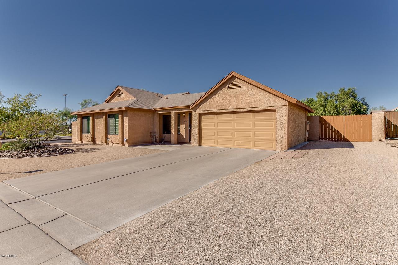 2244 W Irma Ln., Phoenix, AZ 85027