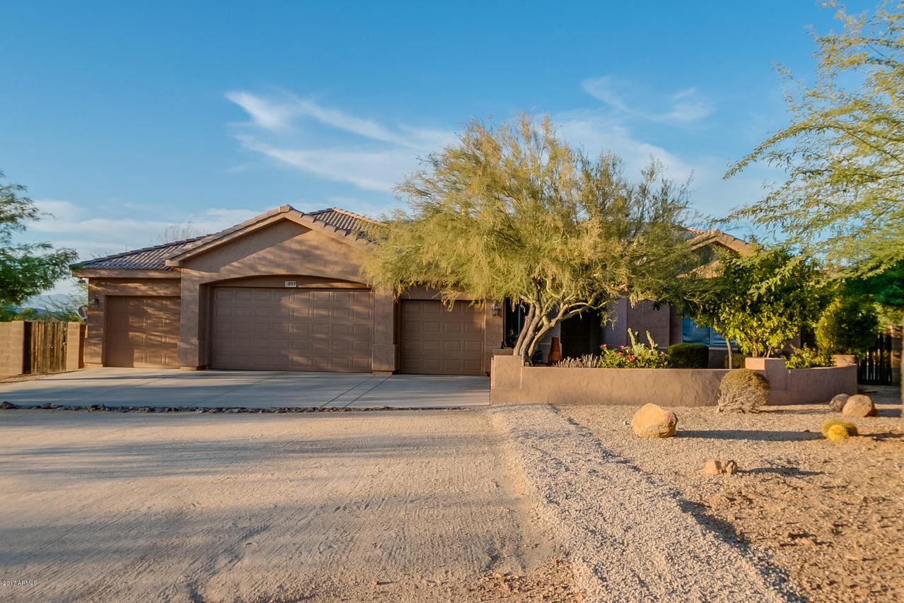 922 E Saddle Mountain Rd., Phoenix, AZ 85086