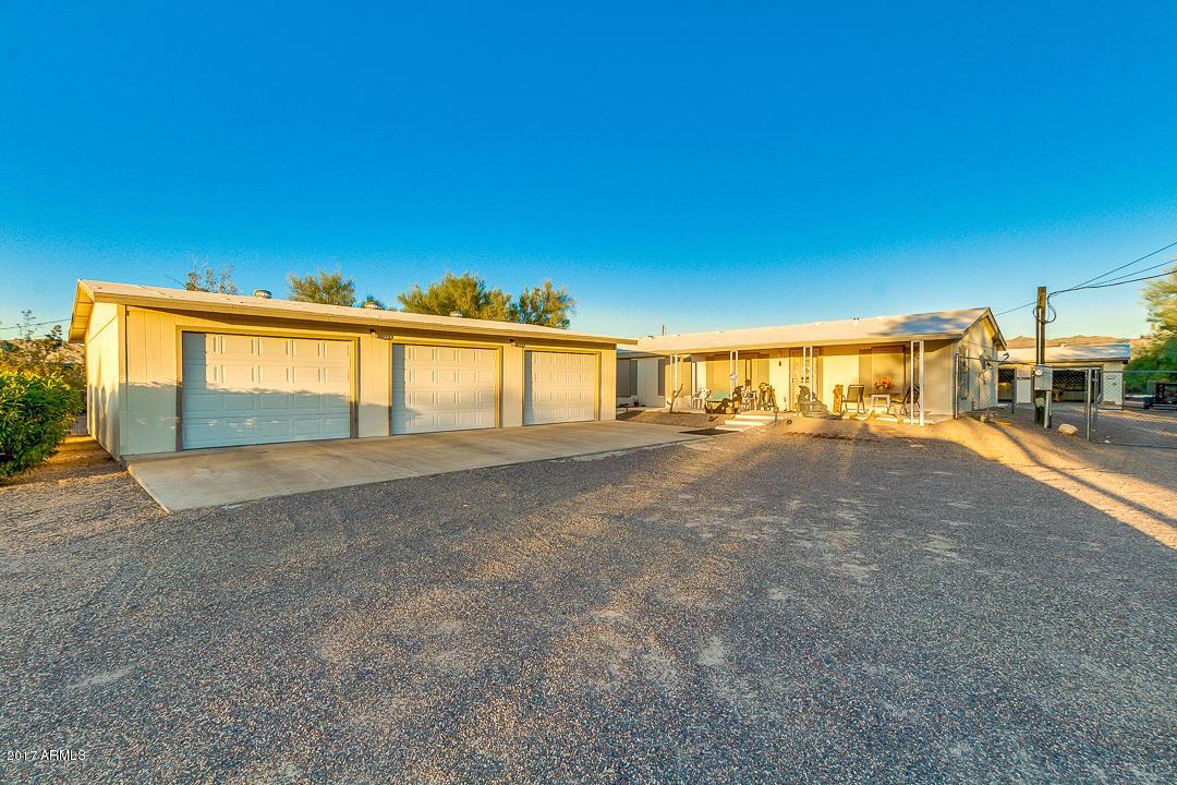 549 N Saguaro Dr., Apache Junction, AZ 85220