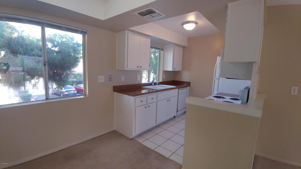 4444 E Paradise Village Pkwy. #274, Phoenix, AZ 85032