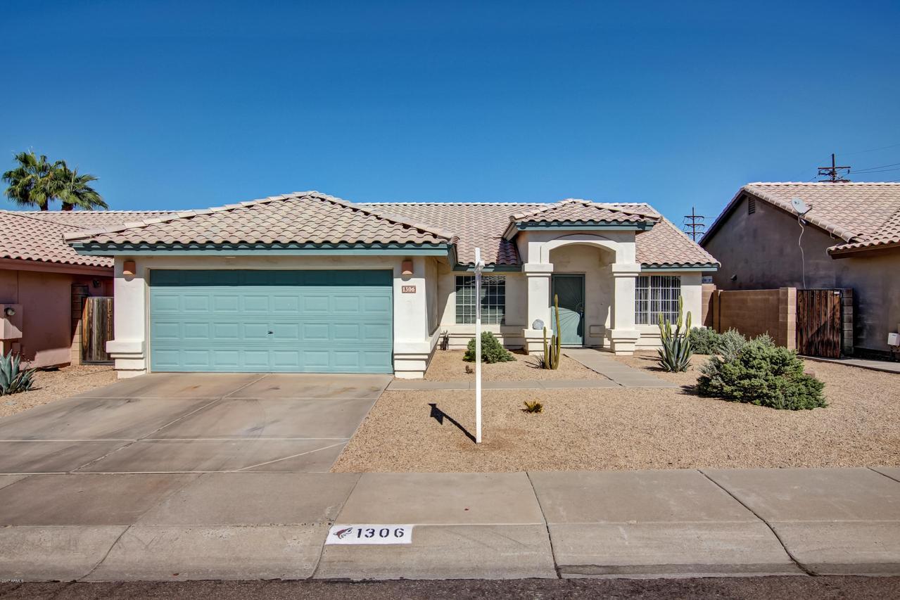 1306 W Wagoner Rd., Phoenix, AZ 85023