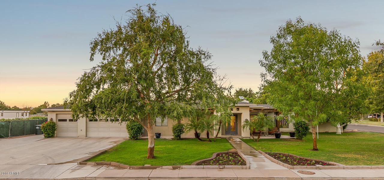 3744 E Turney Ave., Phoenix, AZ 85018