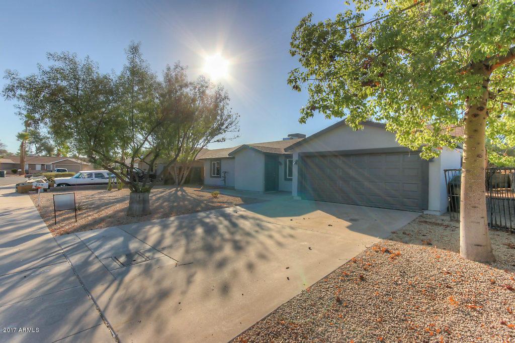 3711 E Gelding Dr., Phoenix, AZ 85032