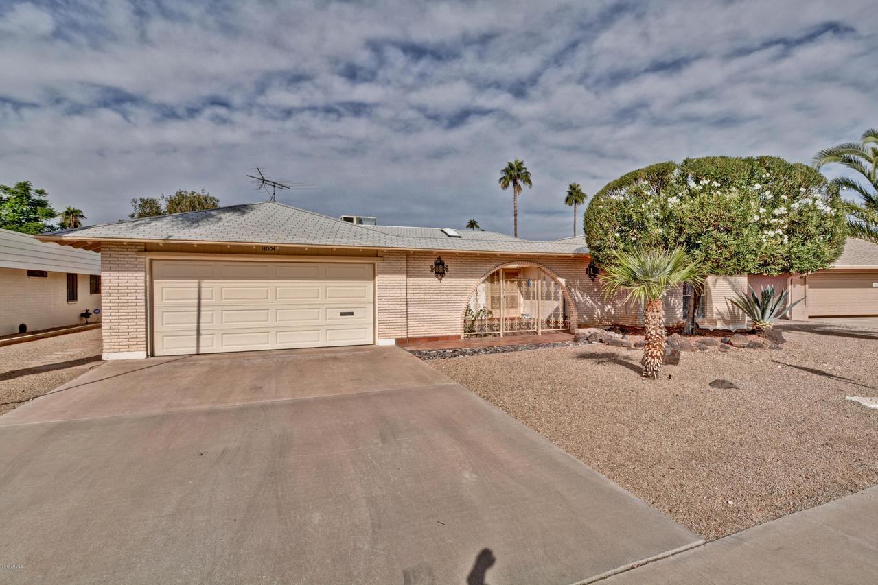 14004 N Whispering Lake Dr., Sun City, AZ 85351