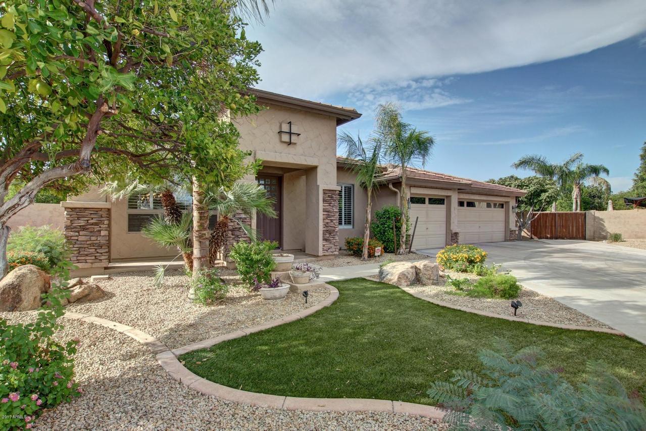 718 N Portland, Mesa, AZ 85205