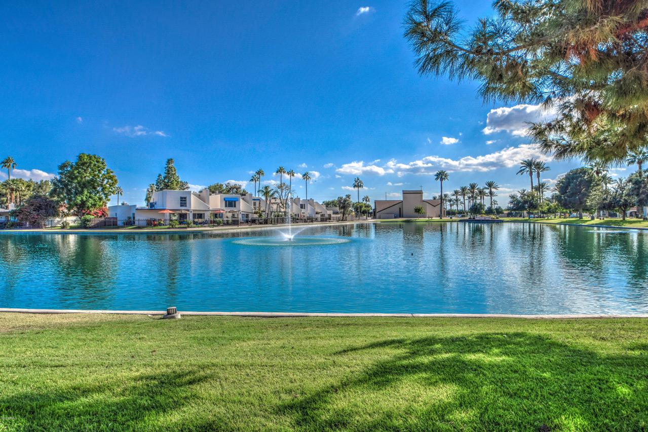 208 Laguna Dr., Litchfield Park, AZ 85340
