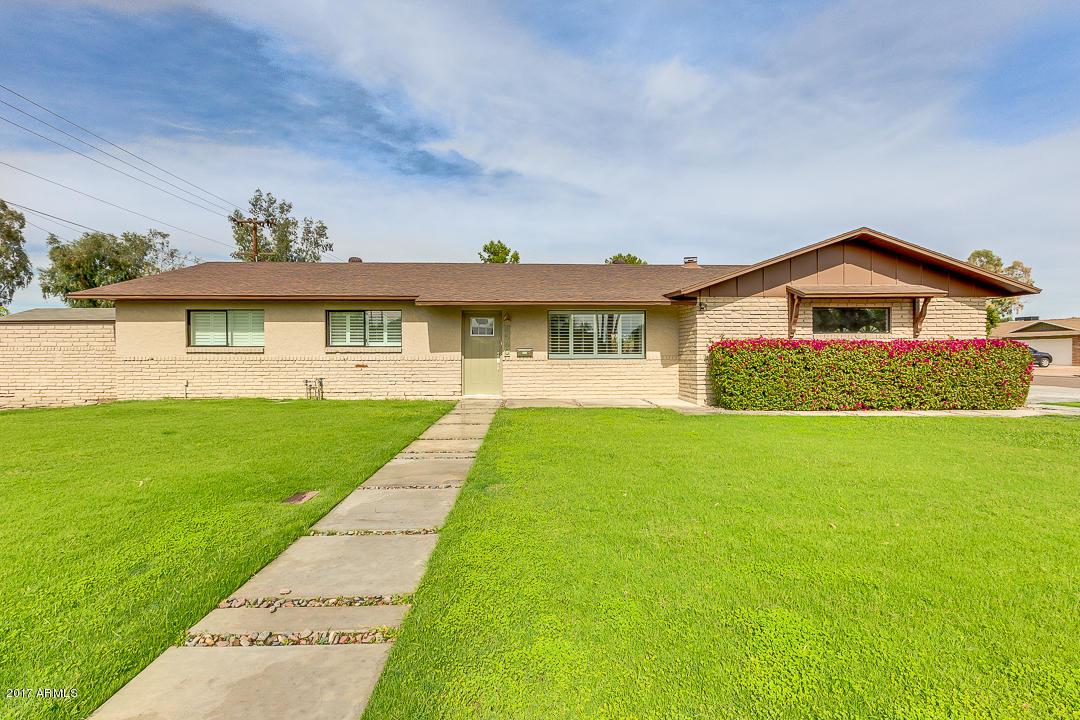 8560 E Camelback Rd., Scottsdale, AZ 85251