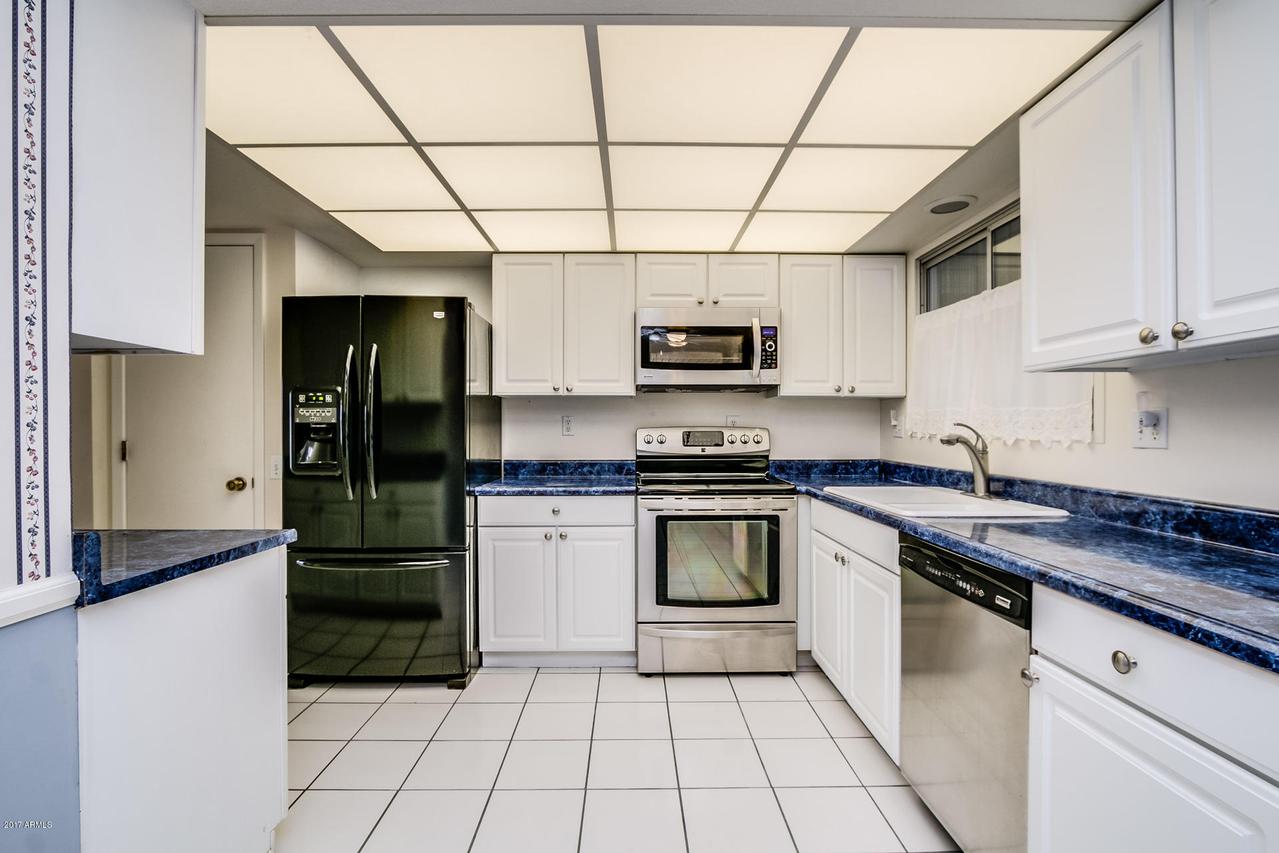 18814 N Welk Dr., Sun City, AZ 85373